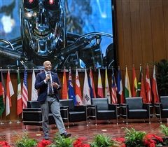 Brookhouser giving his Artificial Intelligence keynote in China, 2019